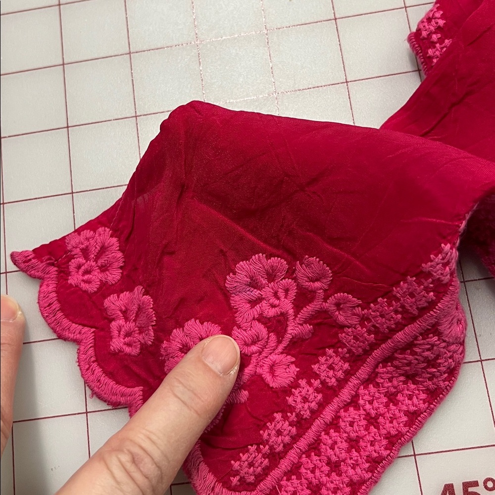 JOHNNY WAS "Midge" Boho Resort Wear Hippie-Chic Magenta Floral Embroidery Top XS - Picture 10 of 16